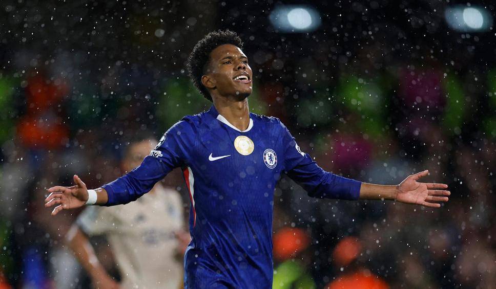 欧冠四冠王造45年耻辱纪录!18岁天才创历史,切尔西5-1主场大捷